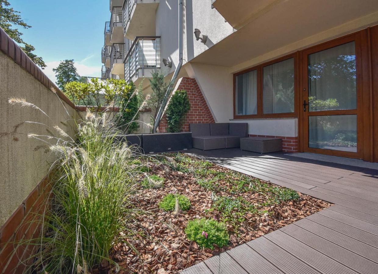 Apartamenty Na Wyspie - Villa Mistral - Apartamenty Z Sypialnia I Parkingiem Świnoujście  Eksteriør billede