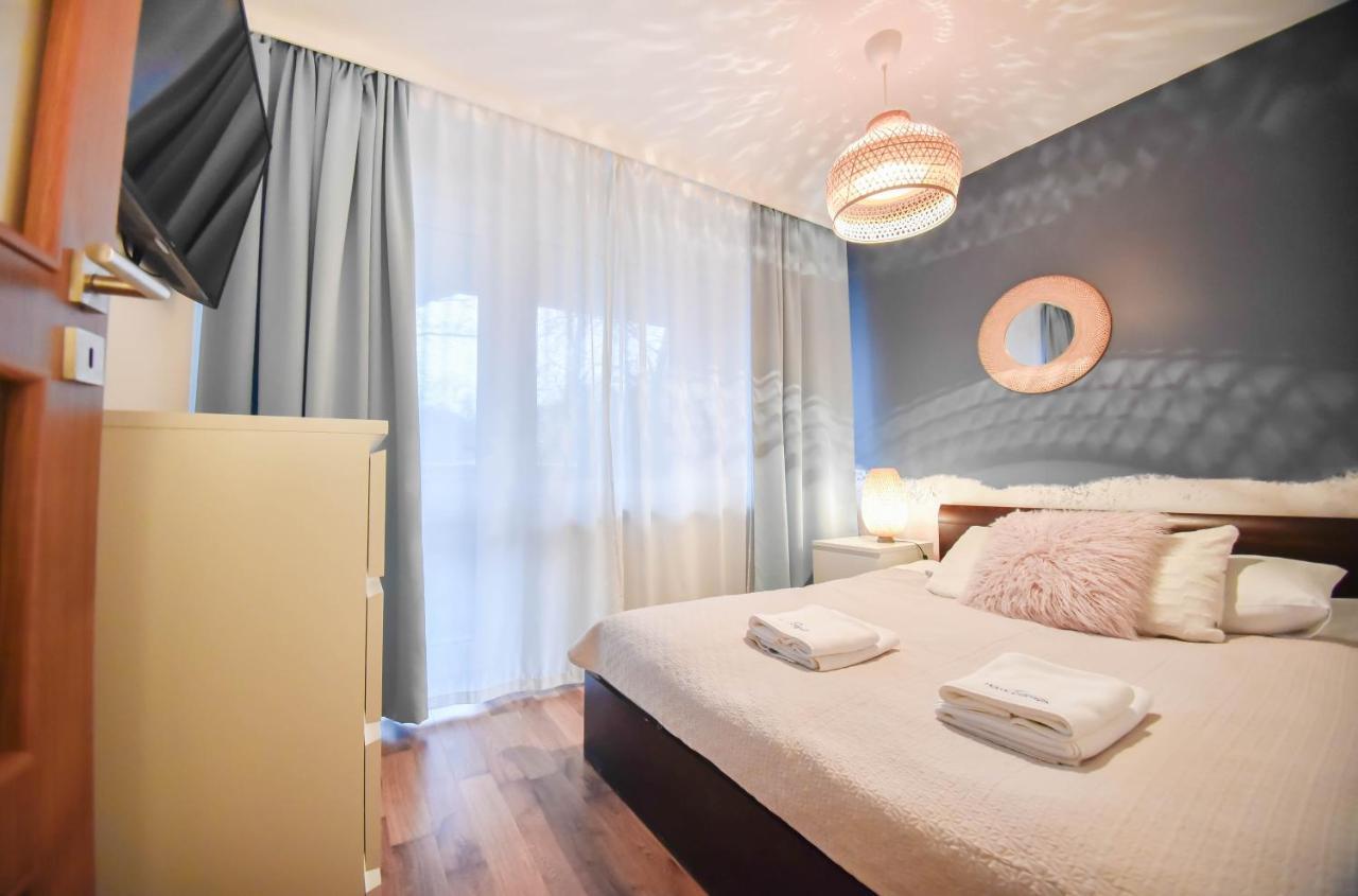 Apartamenty Na Wyspie - Villa Mistral - Apartamenty Z Sypialnia I Parkingiem Świnoujście  Eksteriør billede