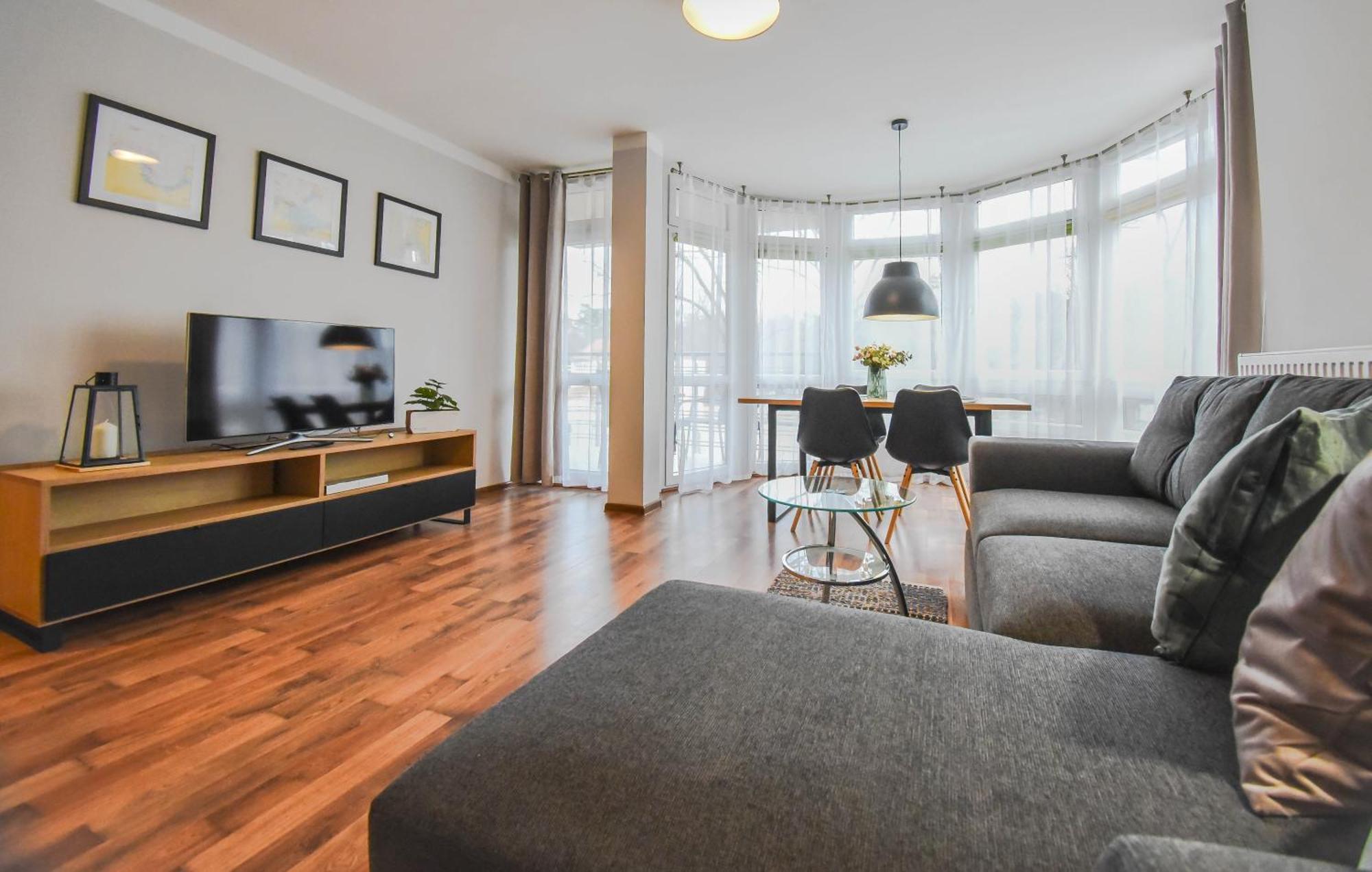 Apartamenty Na Wyspie - Villa Mistral - Apartamenty Z Sypialnia I Parkingiem Świnoujście  Eksteriør billede